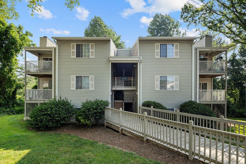Woods Edge Apartments, 98 Woodstream Lane, Asheville, NC RentCafe